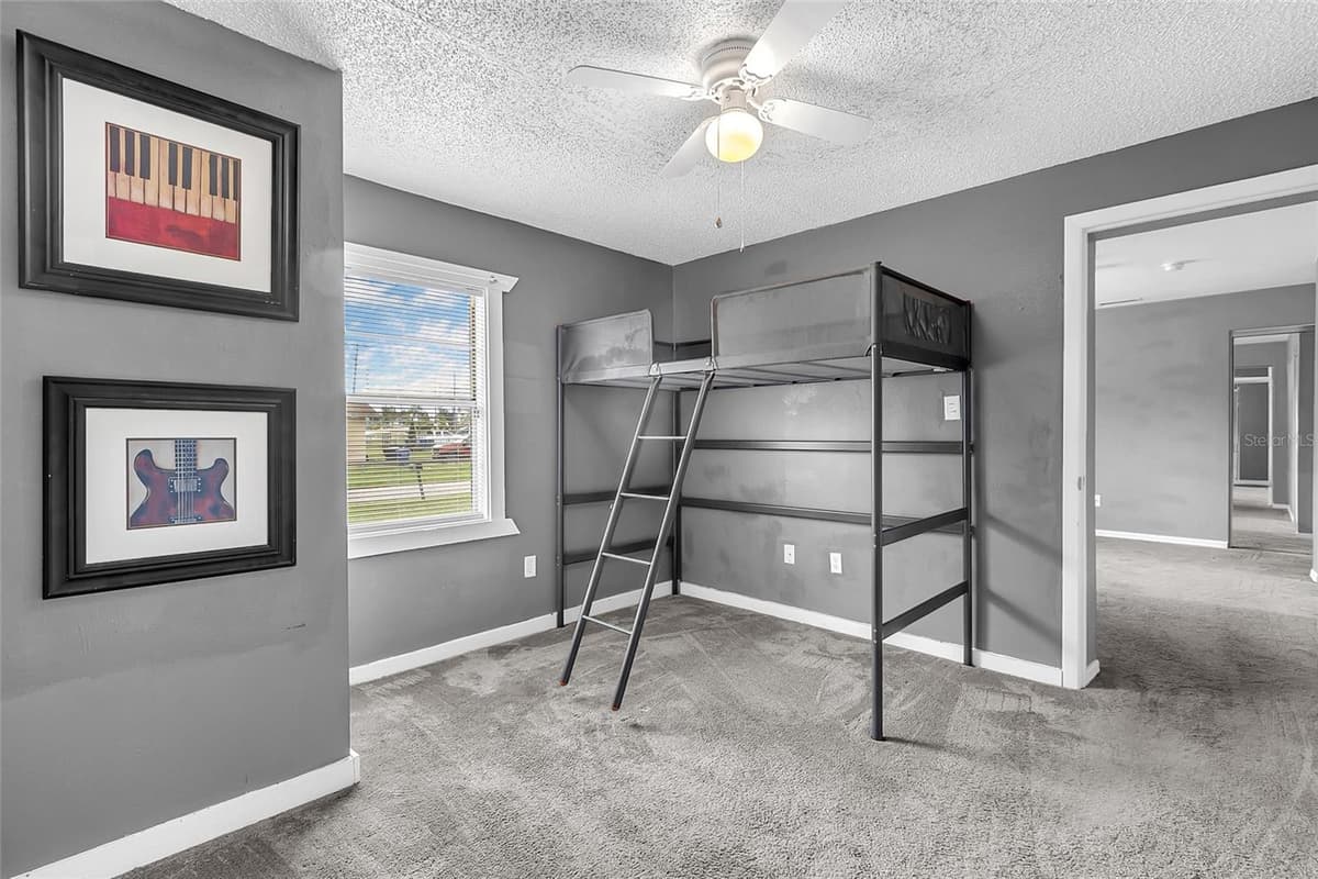 320 SEMINOLE AVENUE — photo 17 of 28