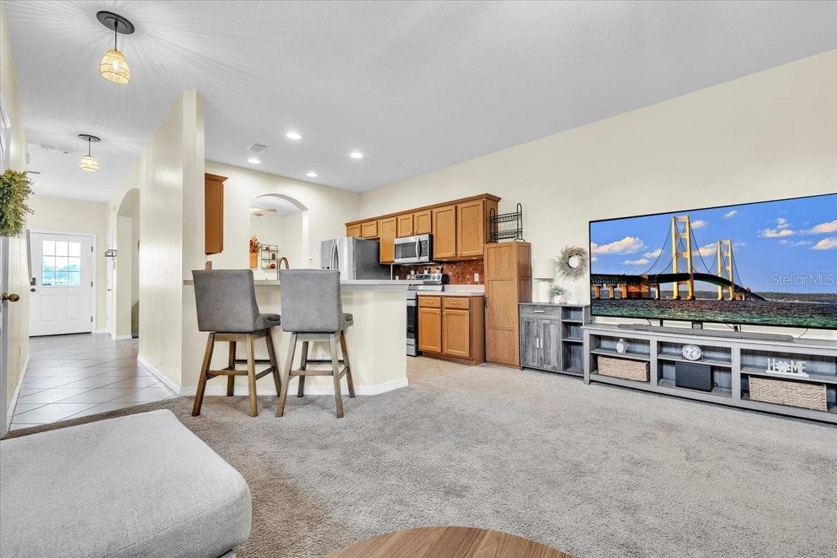 2345 FELICITY PLACE — photo 4 of 43