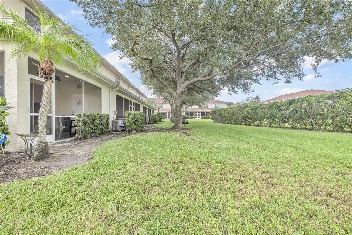 2345 FELICITY PLACE — photo 33 of 43