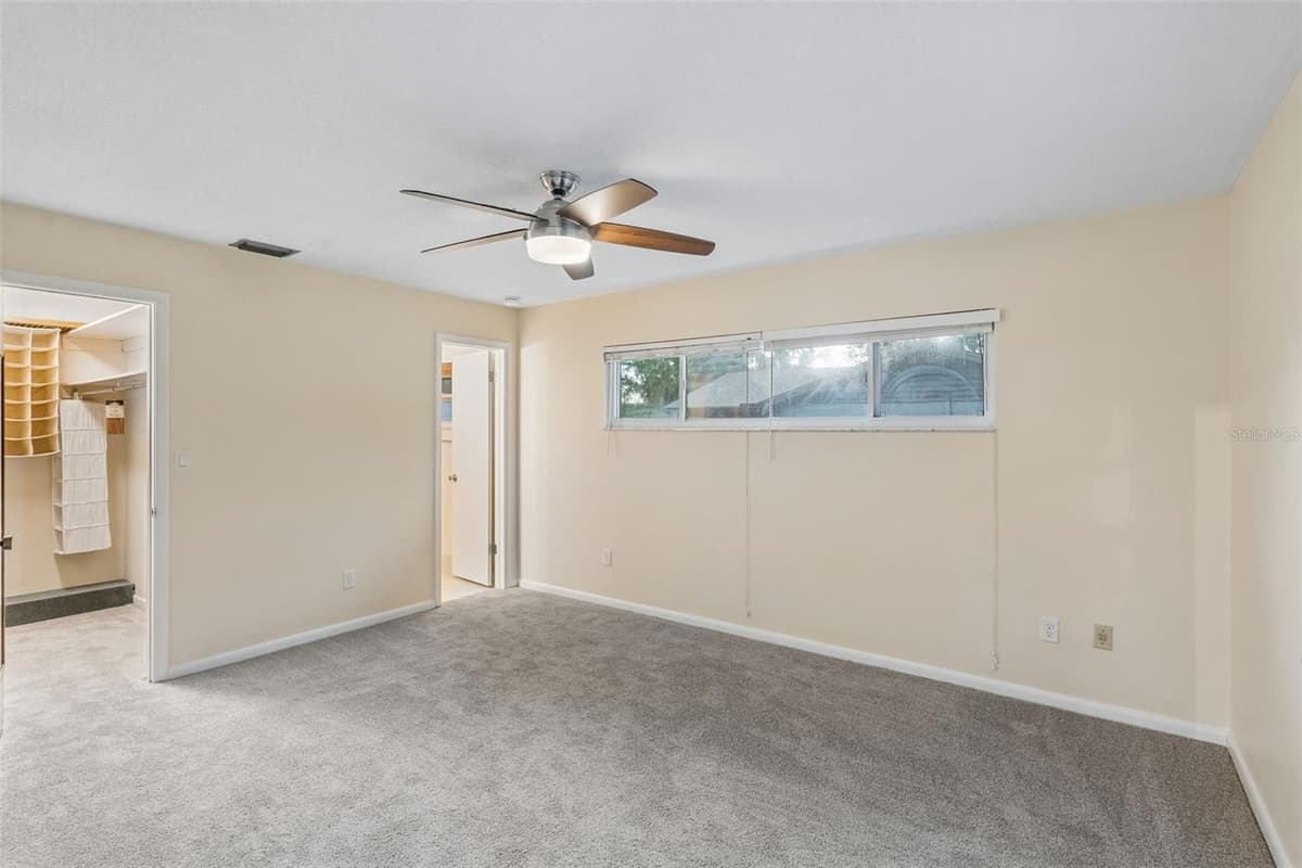 7640 VILLAGE GREEN DR — photo 14 of 28