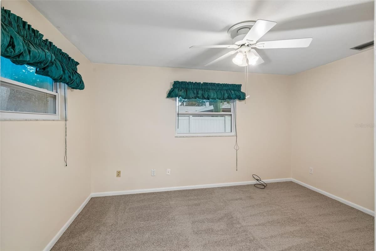 7640 VILLAGE GREEN DR — photo 19 of 28