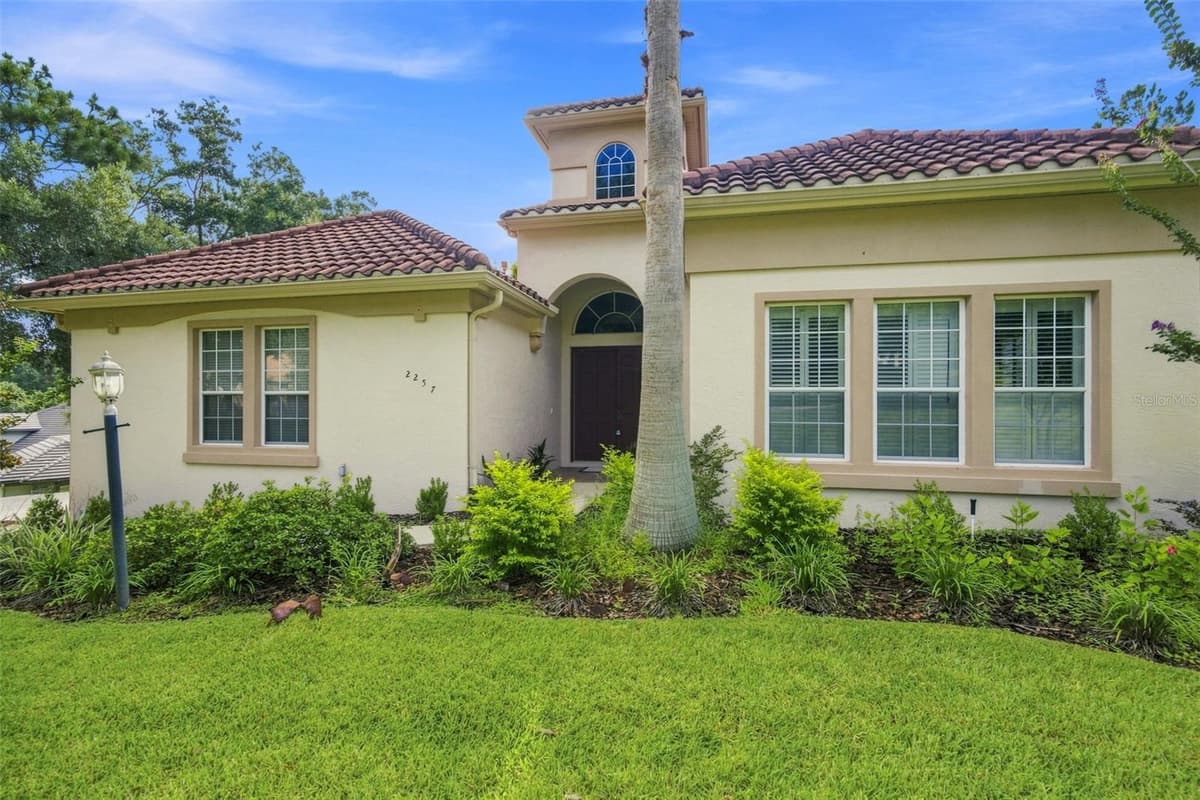 2257 HICKORY GLEN POINT — photo 4 of 81