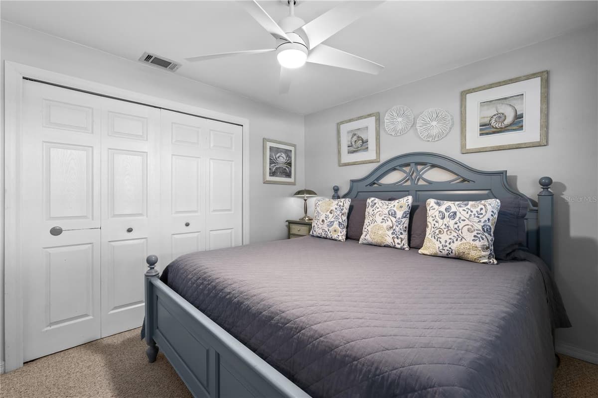4029 COUNTRY CLUB BOULEVARD — photo 21 of 49