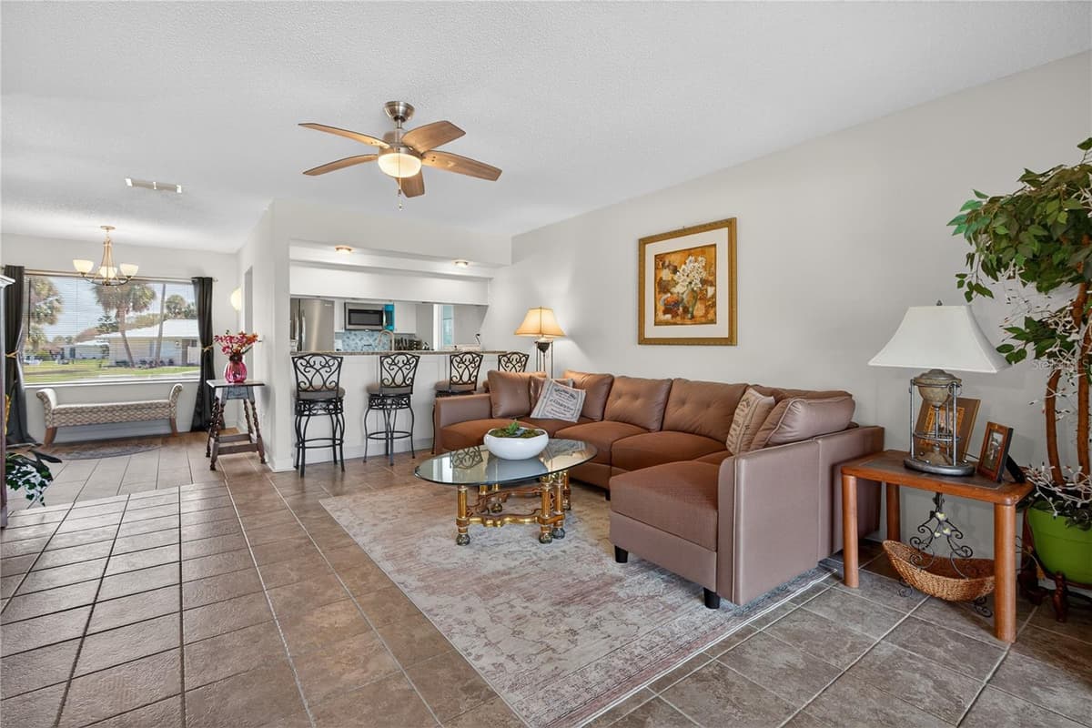 11607 KINGFISHER COURT — photo 17 of 50