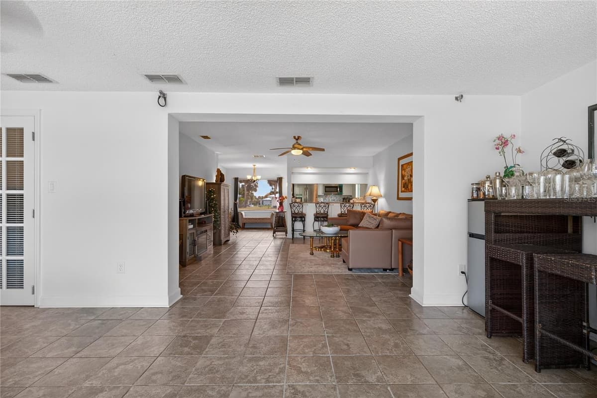11607 KINGFISHER COURT — photo 22 of 50