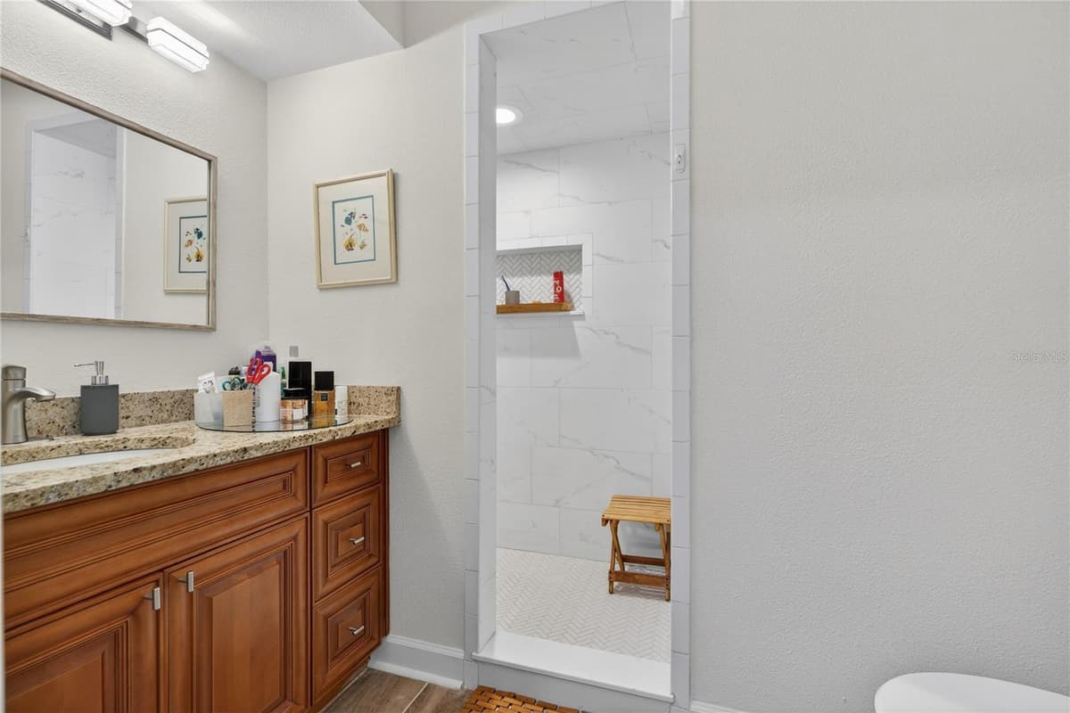 11607 KINGFISHER COURT — photo 25 of 50