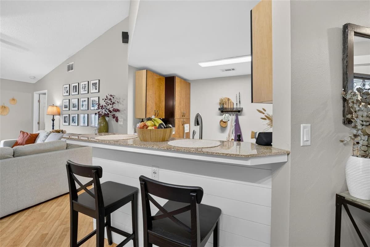 1332 COOLRIDGE DRIVE — photo 9 of 43