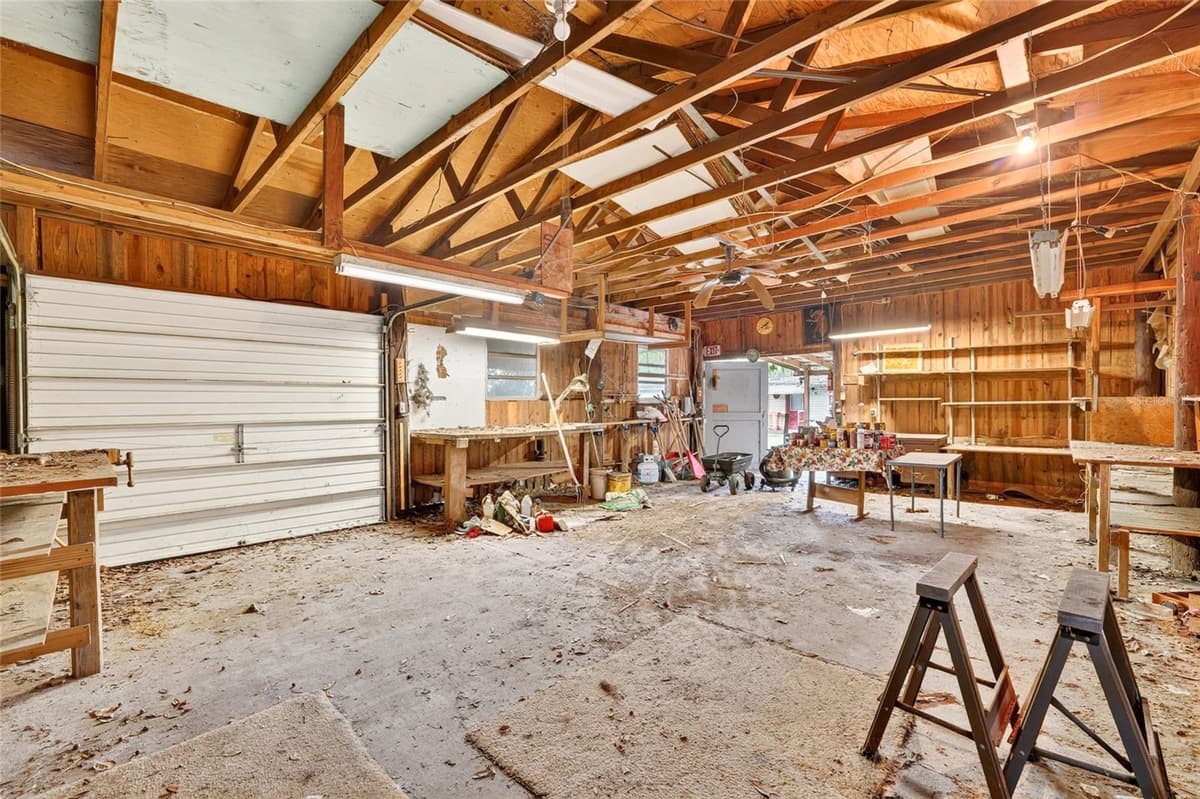 6141 BABB ROAD — photo 4 of 32