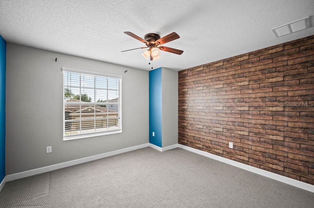 4538 CORTLAND DRIVE — photo 34 of 40