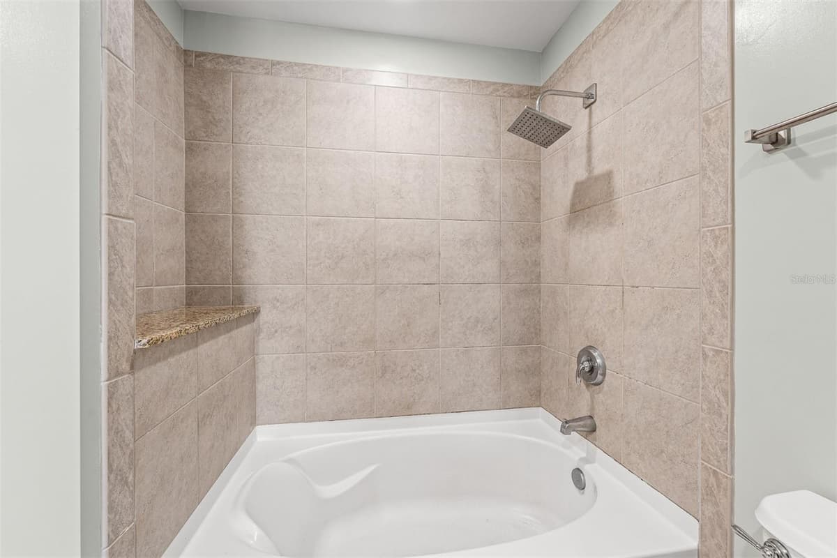 155 COURT AVENUE — photo 19 of 33