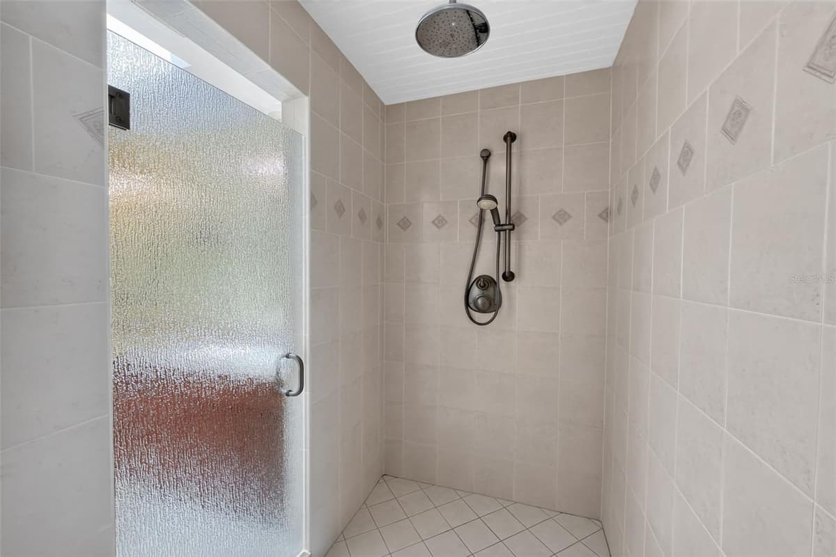 4219 SPIRE STREET — photo 37 of 79