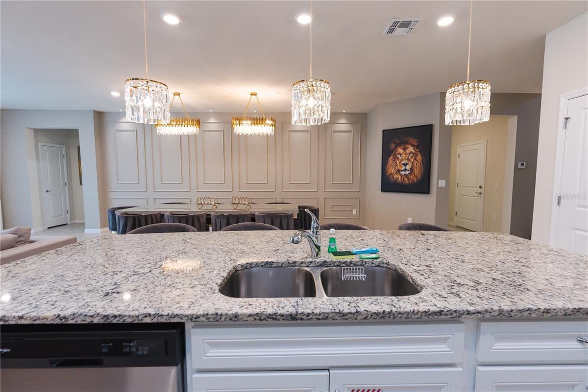 2123 LELANI CIRCLE — photo 10 of 56