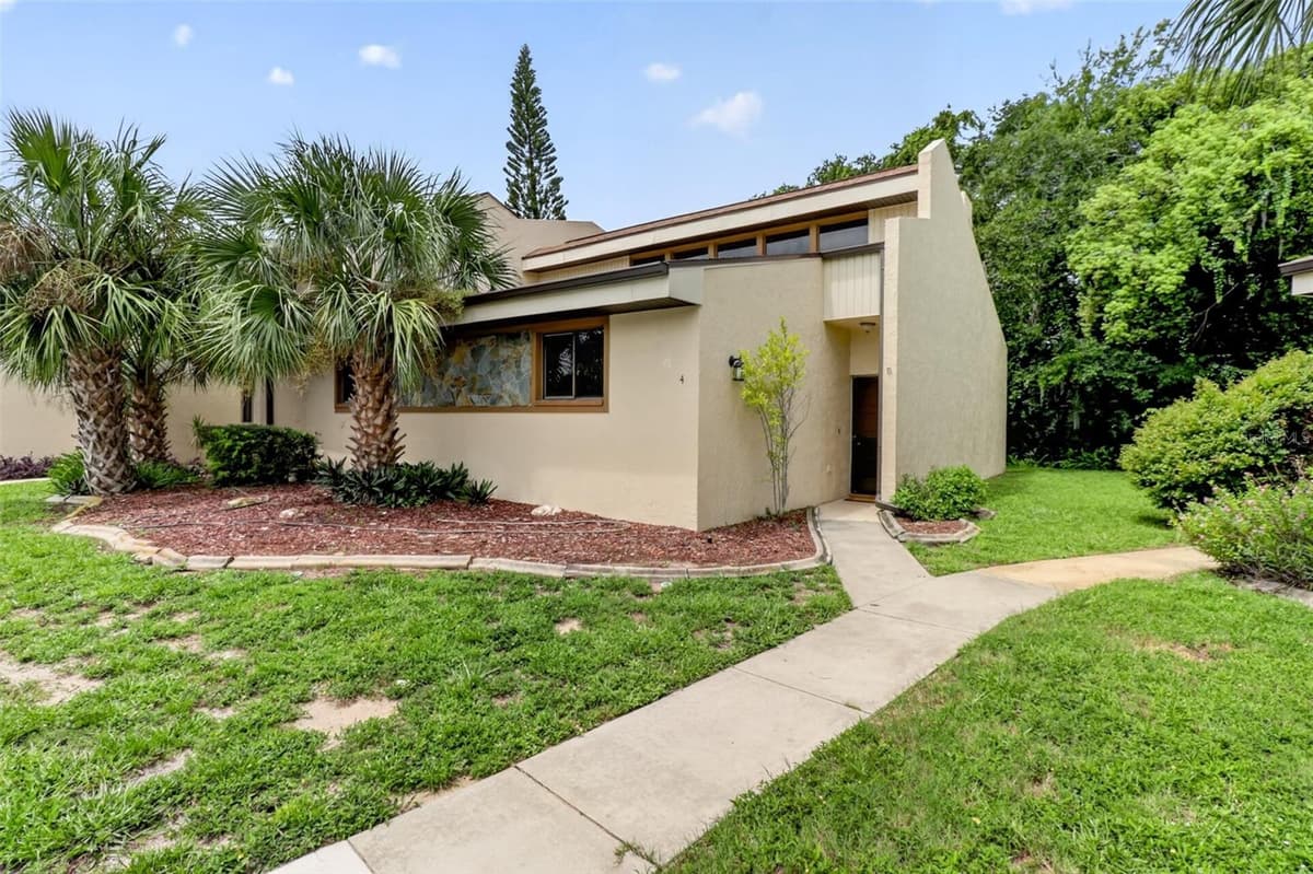 7025 COGNAC DRIVE — photo 3 of 34