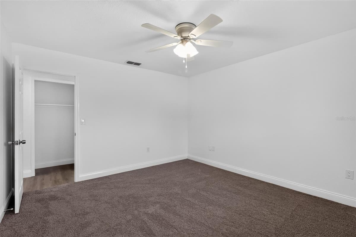 7025 COGNAC DRIVE — photo 23 of 34