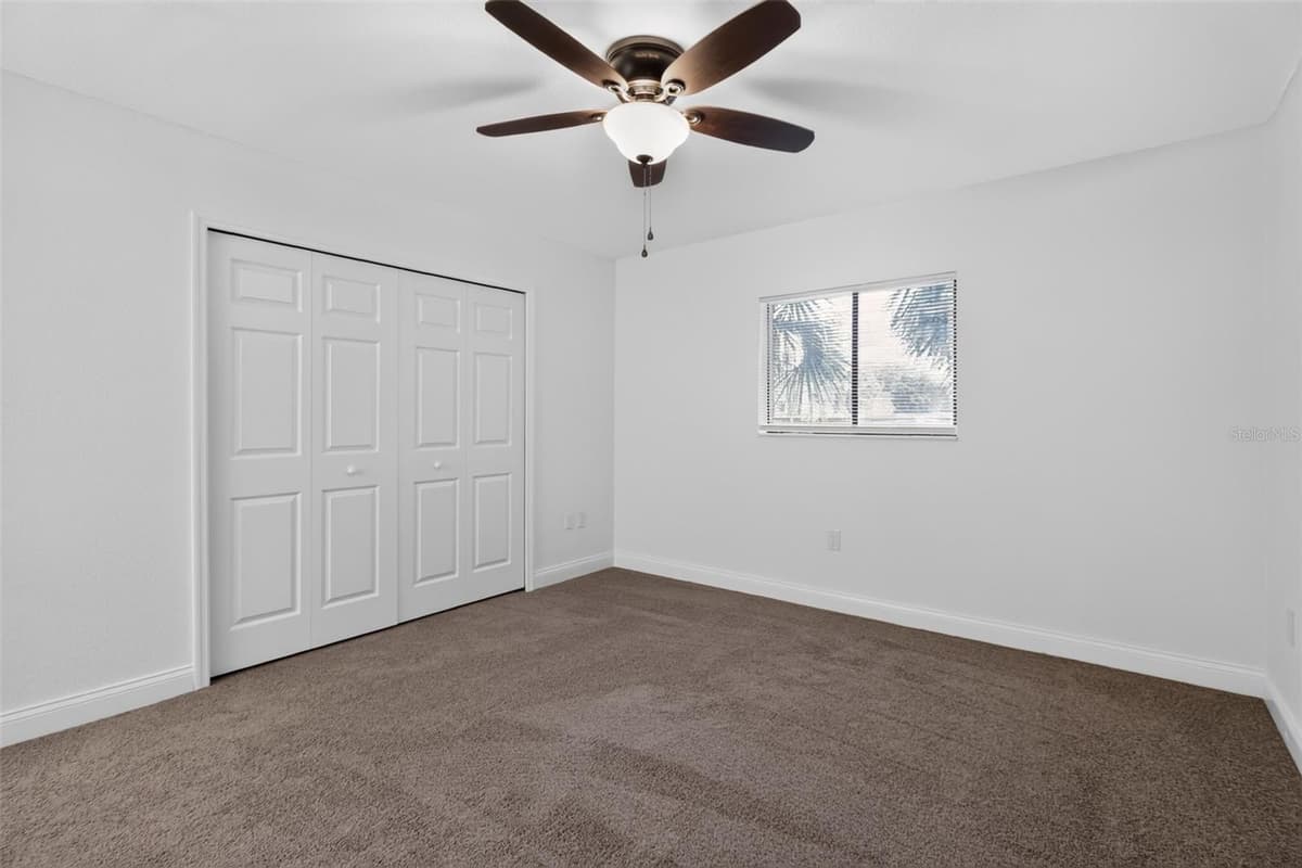7025 COGNAC DRIVE — photo 21 of 34