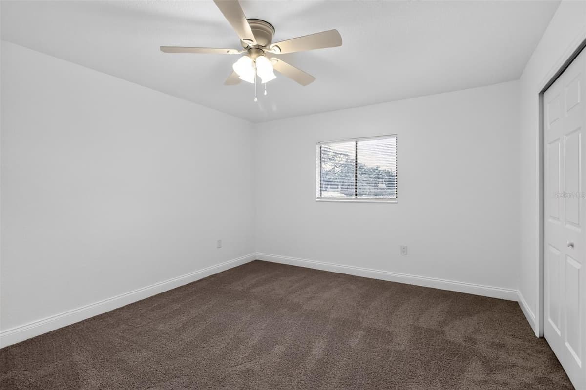 7025 COGNAC DRIVE — photo 24 of 34