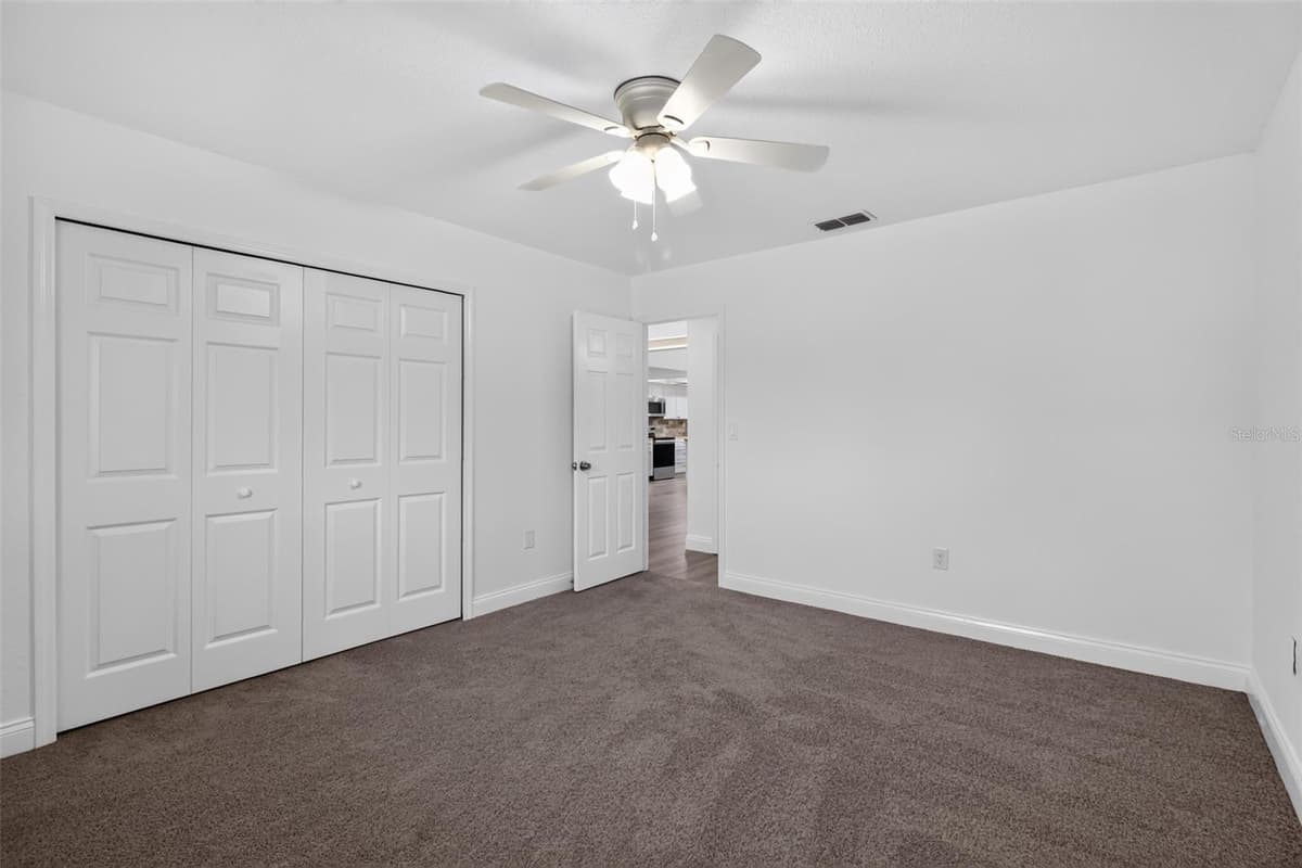 7025 COGNAC DRIVE — photo 20 of 34