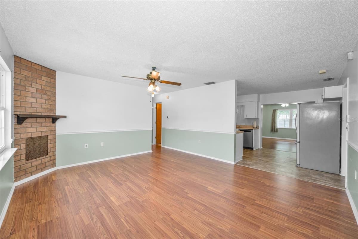 7326 LEHIGH COURT — photo 5 of 45