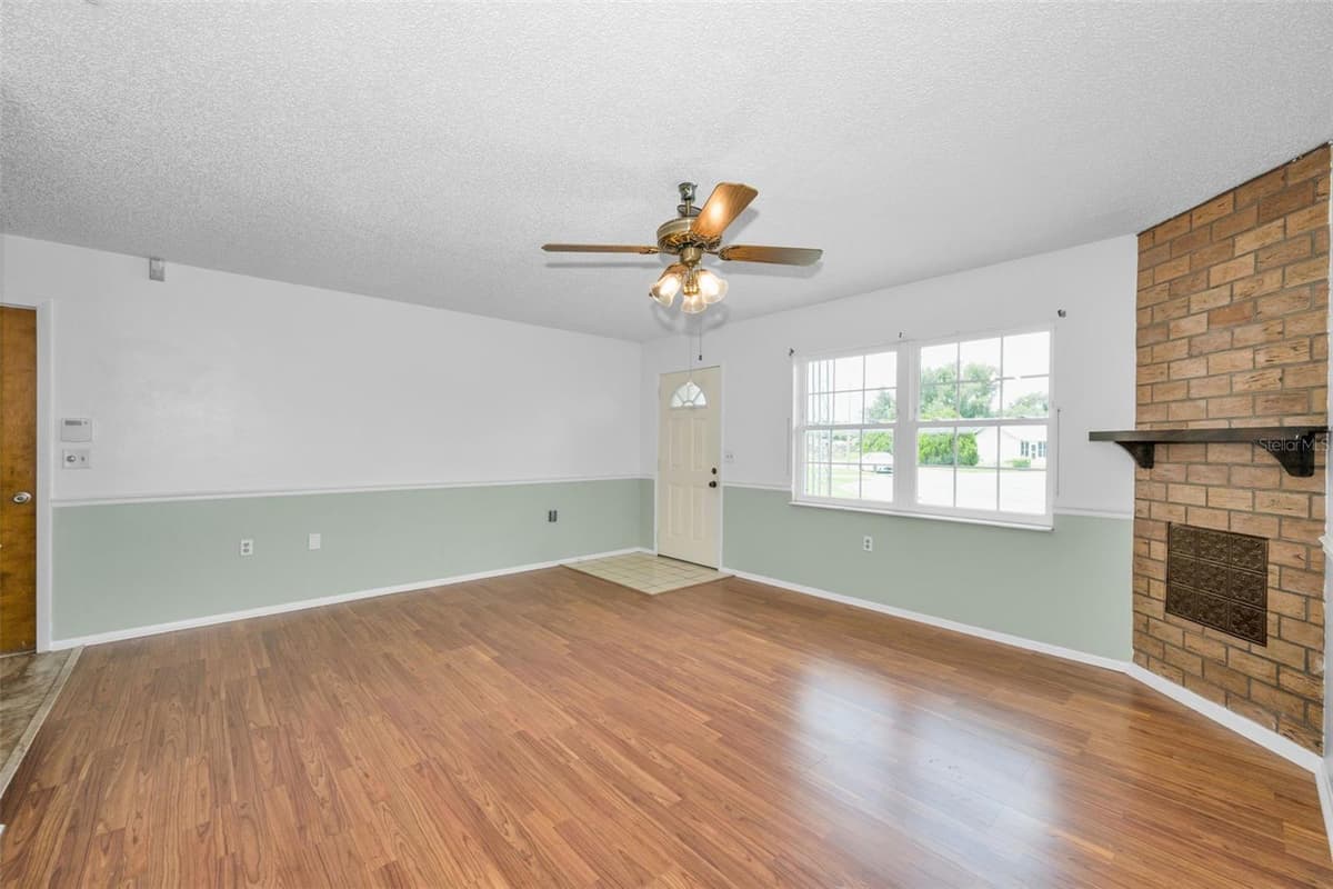 7326 LEHIGH COURT — photo 6 of 45