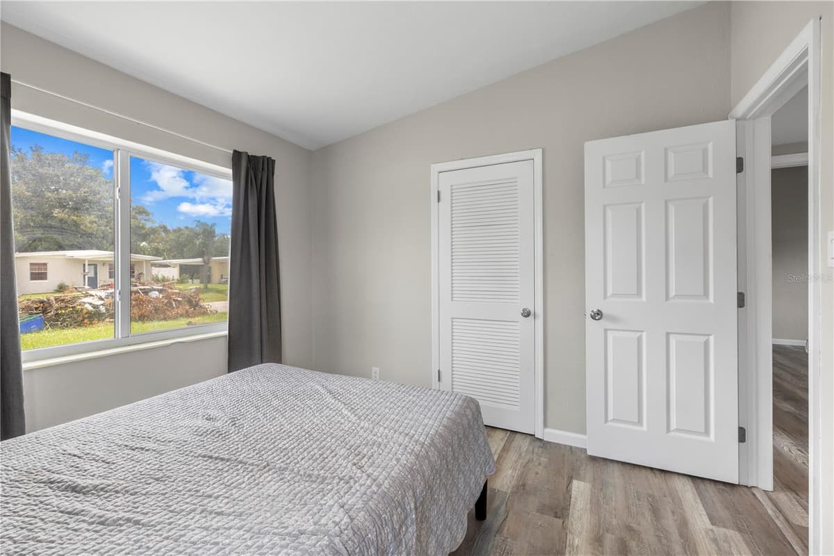 8616 SHIRLEY DRIVE — photo 13 of 34