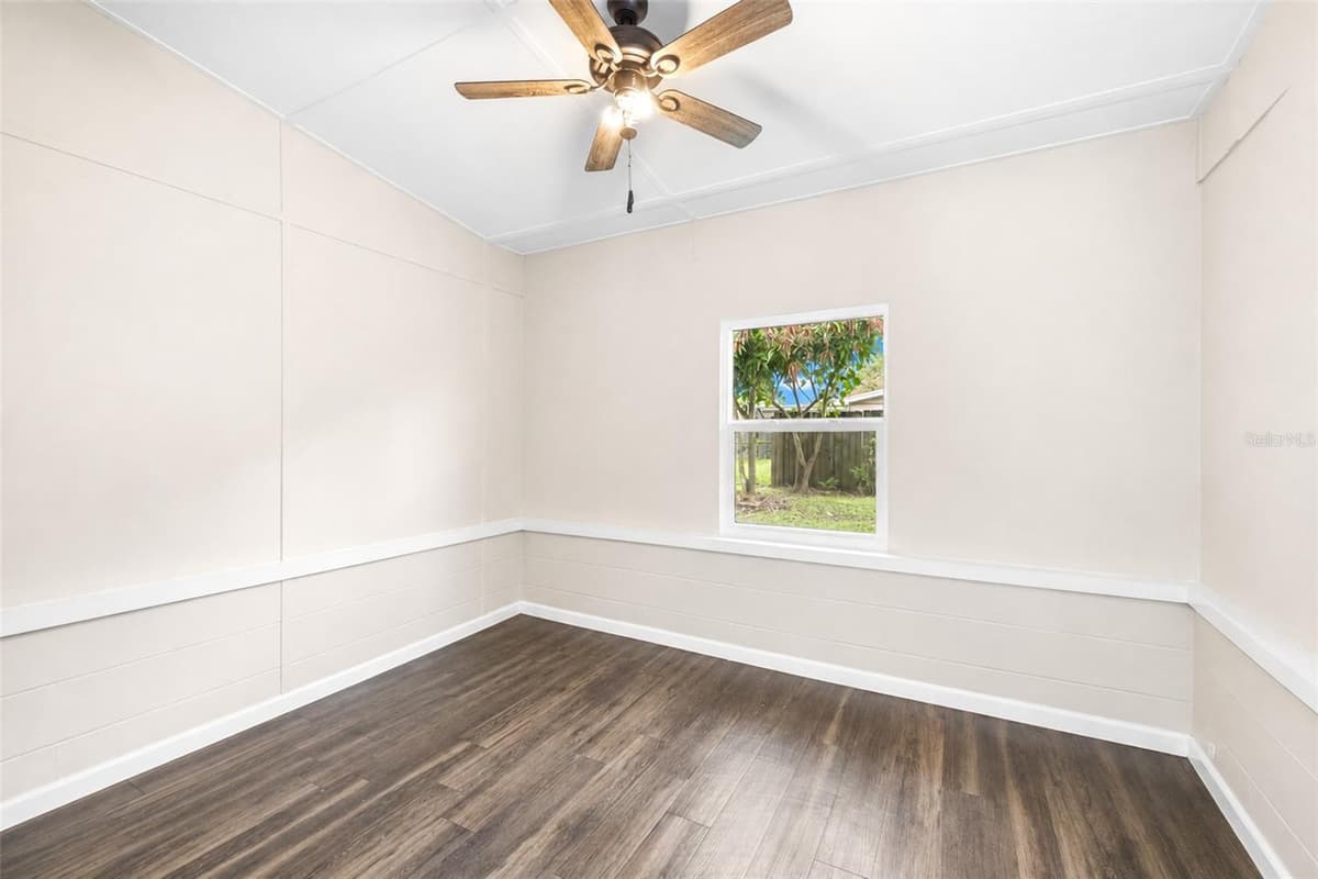 8616 SHIRLEY DRIVE — photo 21 of 34
