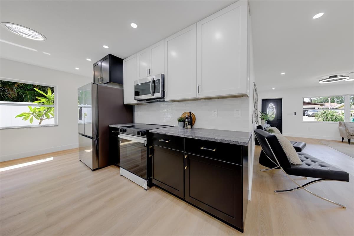 3042 KAPOK KOVE DRIVE — photo 25 of 65