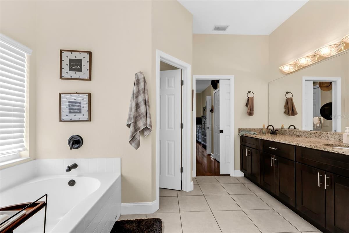 2142 SNOVER AVENUE — photo 33 of 68