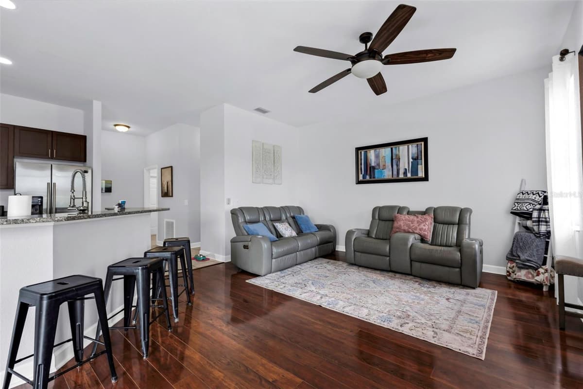 2142 SNOVER AVENUE — photo 26 of 68