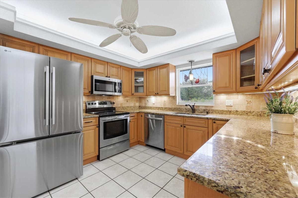 1175 CAPLES STREET — photo 14 of 48