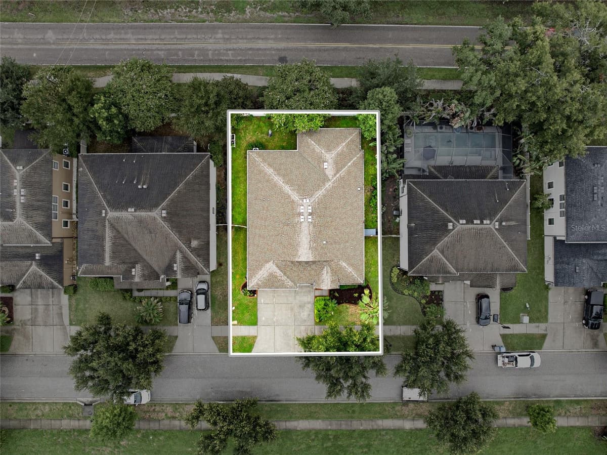 1008 OAKCREST DRIVE — photo 40 of 43