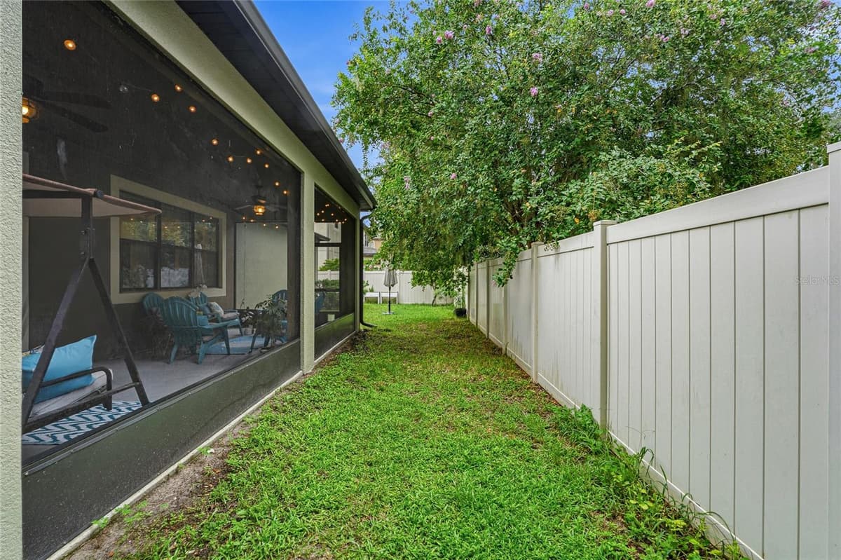 1008 OAKCREST DRIVE — photo 38 of 43