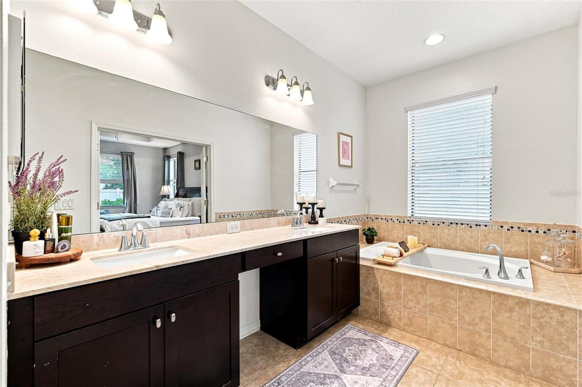 1008 OAKCREST DRIVE — photo 27 of 43