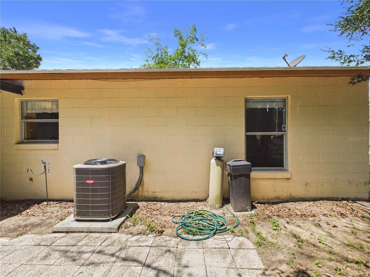 6155 58TH TERRACE — photo 31 of 43
