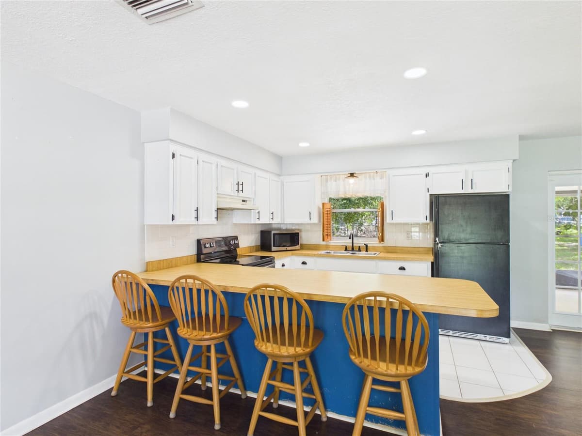 6155 58TH TERRACE — photo 8 of 43