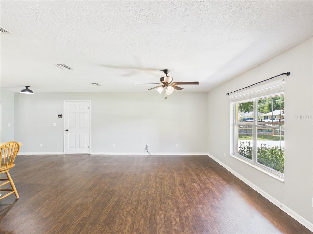 6155 58TH TERRACE — photo 4 of 43