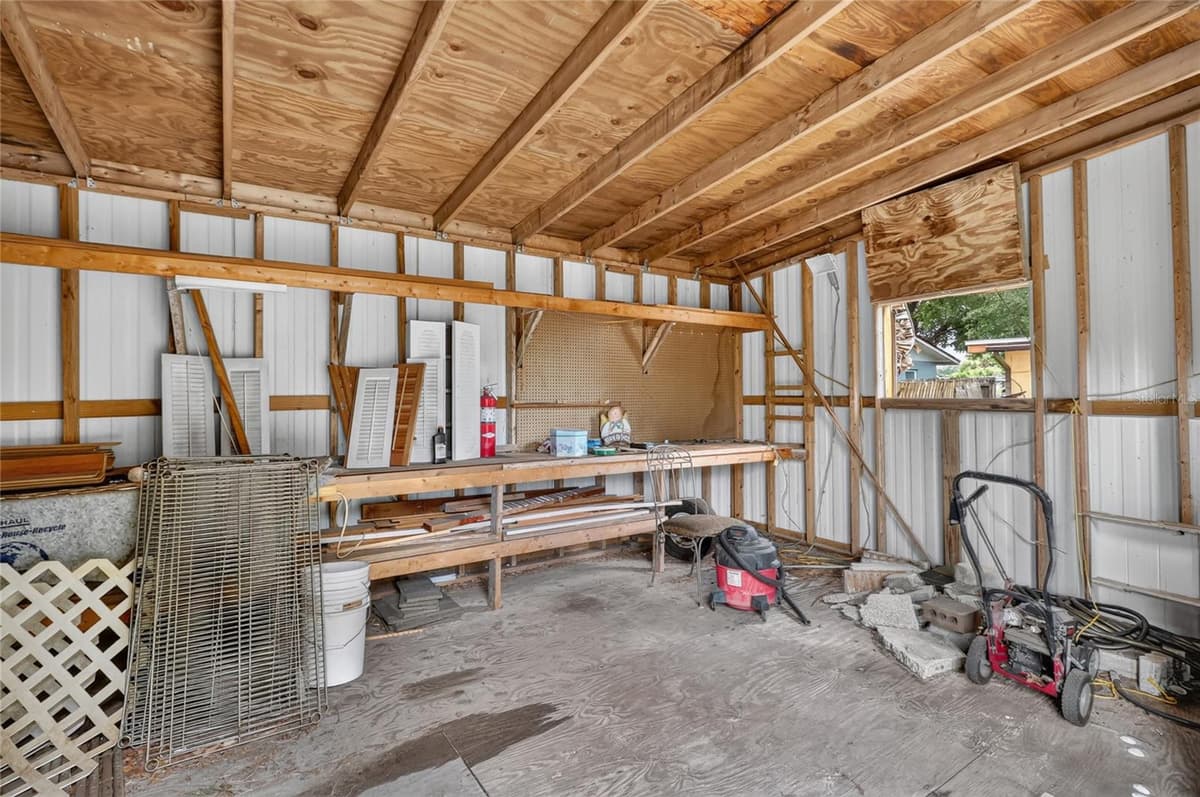 120 E HOFFMAN ST — photo 55 of 62