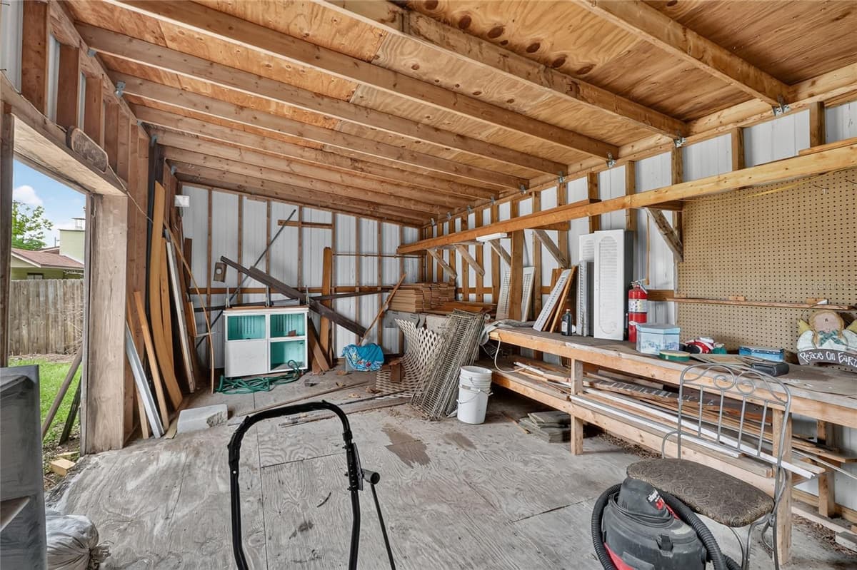 120 E HOFFMAN ST — photo 56 of 62