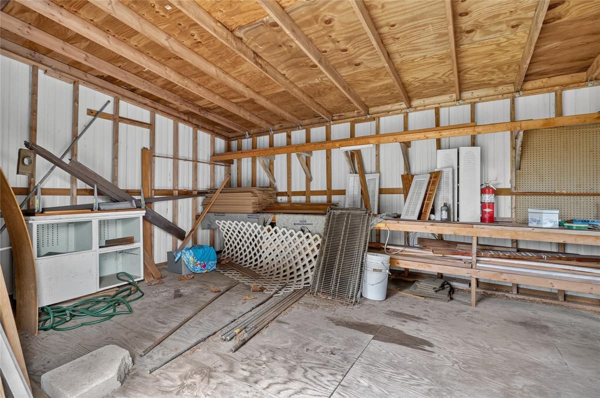 120 E HOFFMAN ST — photo 54 of 62