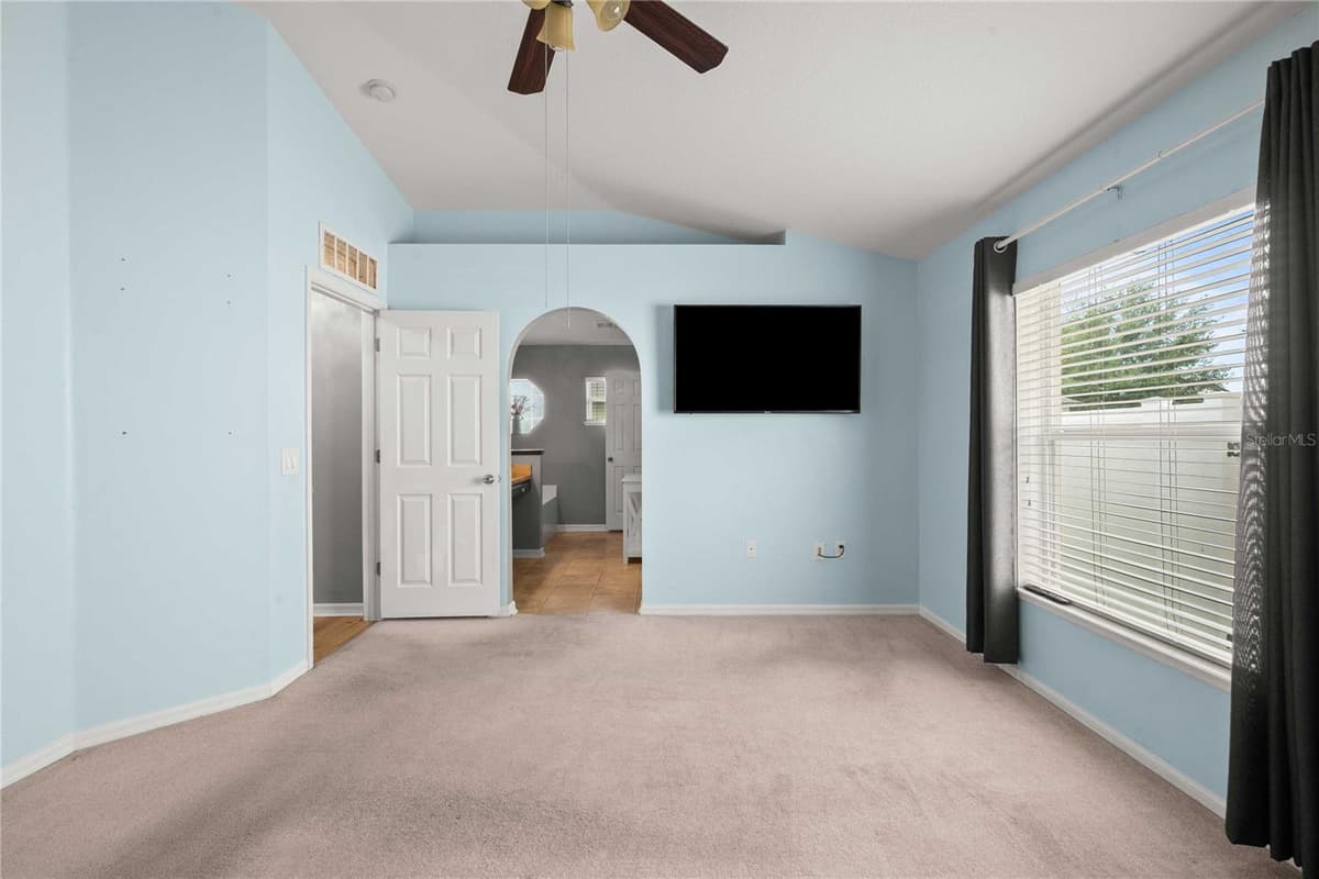 14423 FINSBURY DRIVE — photo 16 of 36