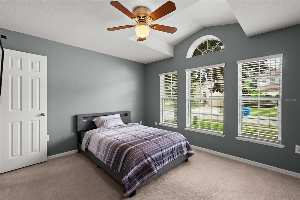 14423 FINSBURY DRIVE — photo 27 of 36