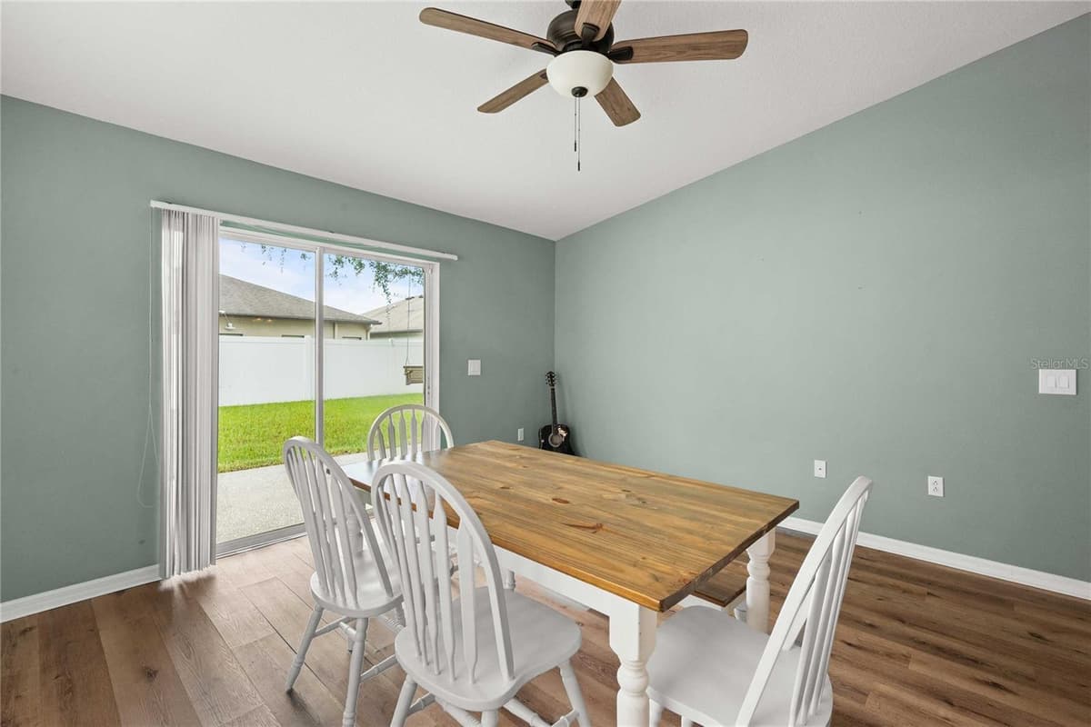 14423 FINSBURY DRIVE — photo 13 of 36