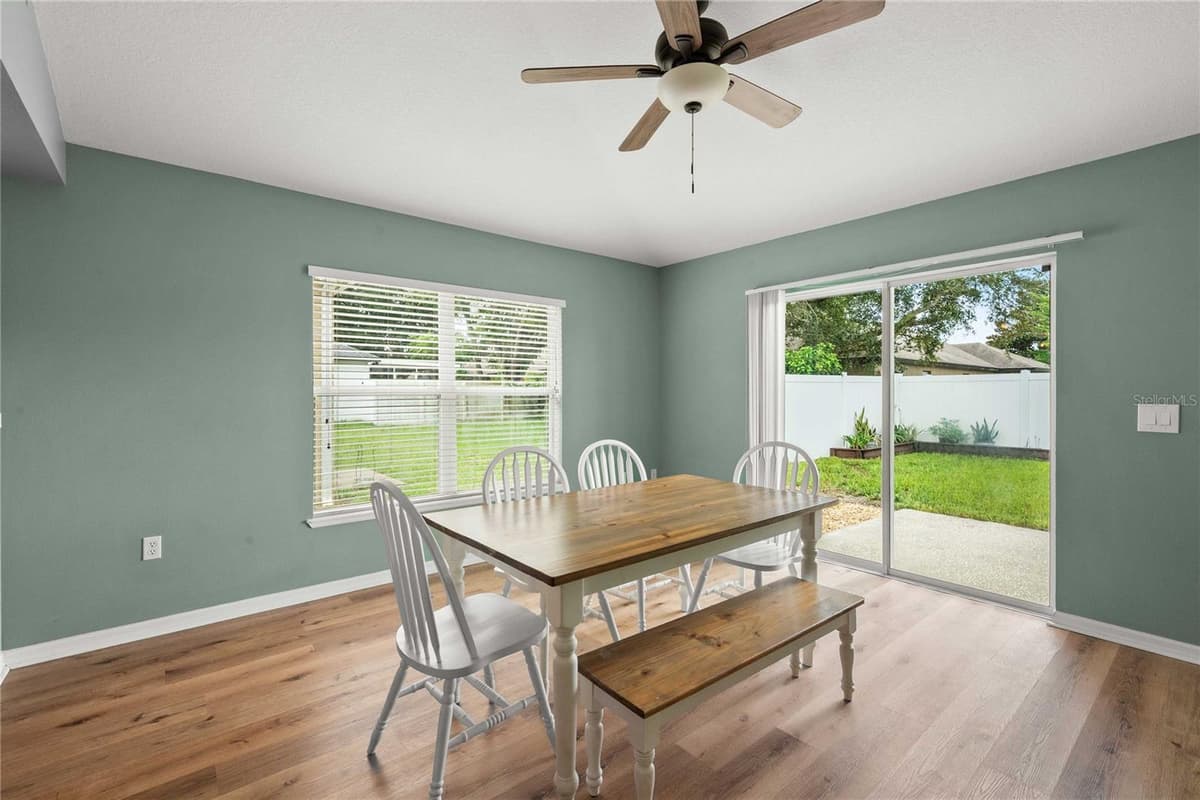 14423 FINSBURY DRIVE — photo 12 of 36