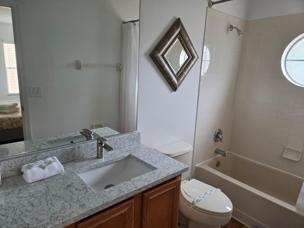 256 SEVILLA AVENUE — photo 20 of 21