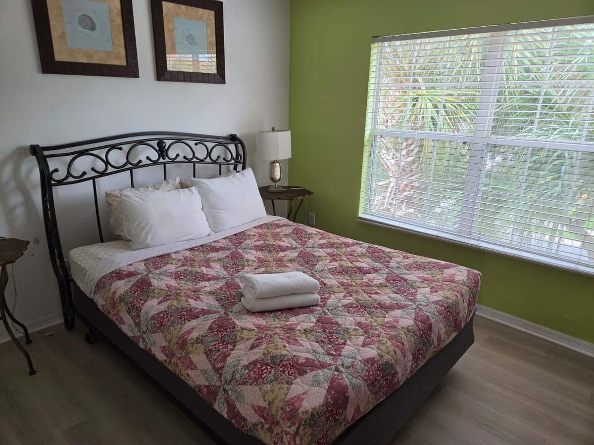 256 SEVILLA AVENUE — photo 15 of 21