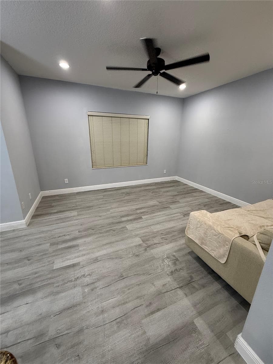 16321 SAINT AUGUSTINE STREET — photo 11 of 29