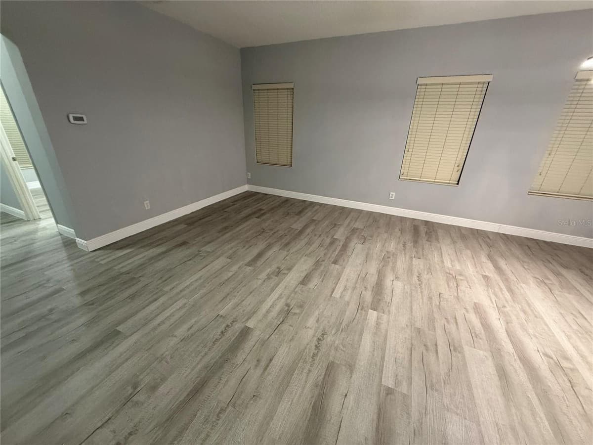 16321 SAINT AUGUSTINE STREET — photo 10 of 29