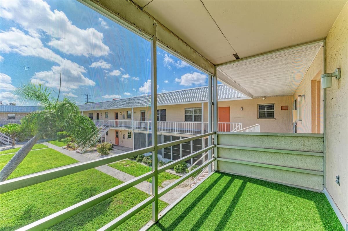 460 BASE AVENUE — photo 31 of 44