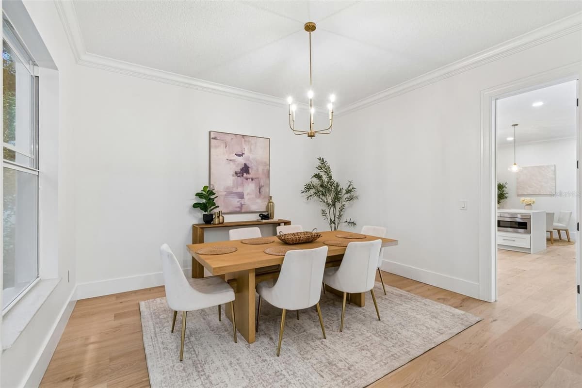 2722 MYRTLE AVENUE — photo 6 of 55
