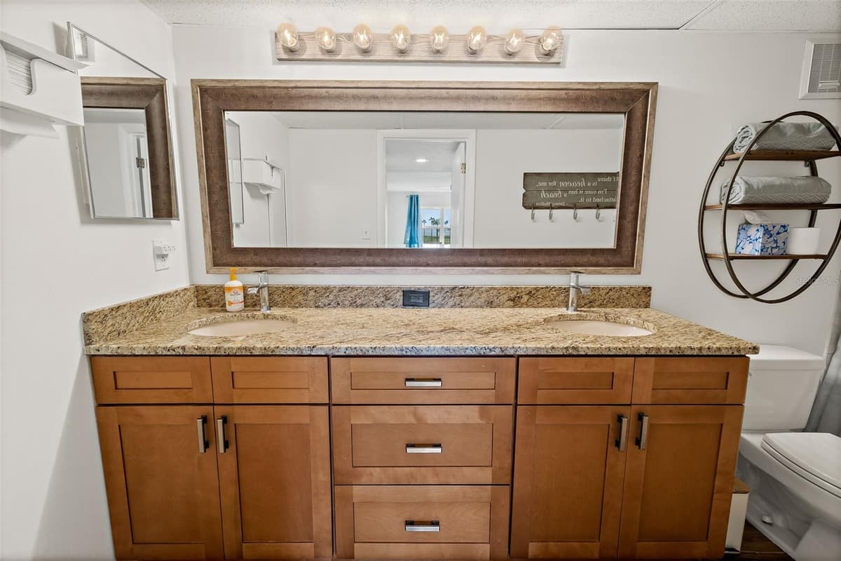 1700 ATLANTIC AVENUE — photo 19 of 41