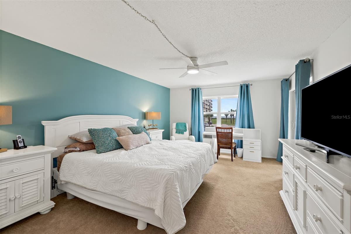 1700 ATLANTIC AVENUE — photo 16 of 41
